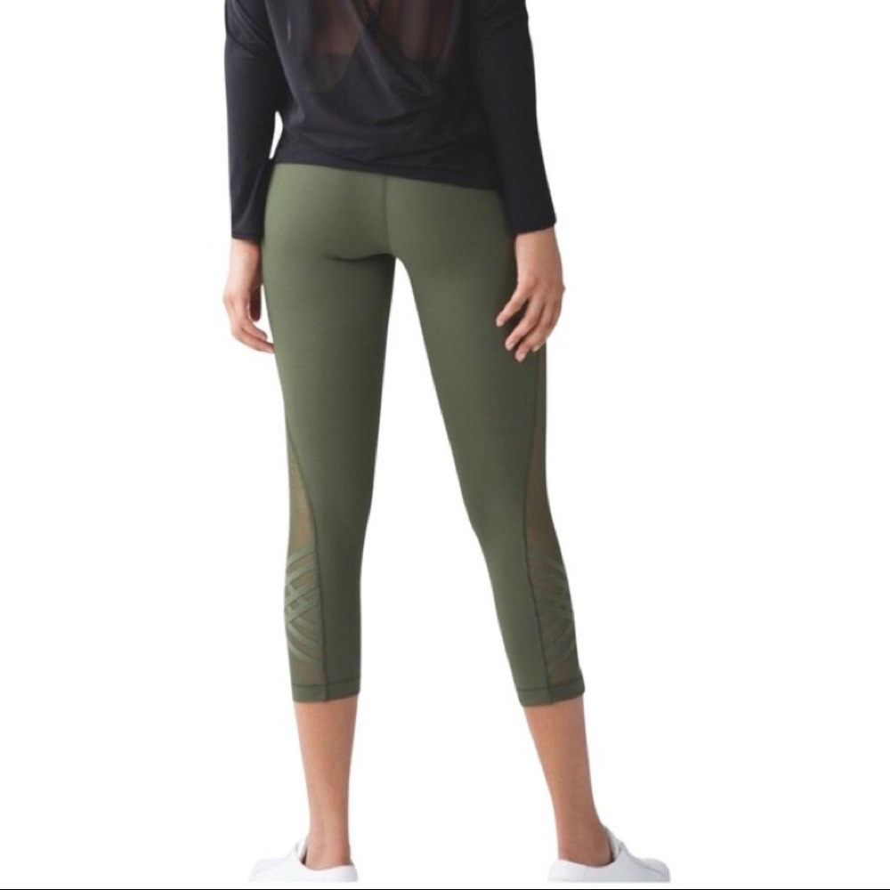 Lululemon x Soulcycle Minimalist Crop Leggings